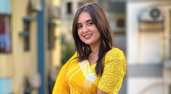 বিয়ের পর শোবিজ ছাড়ছেন তানিয়া বৃষ্টি। ছবি : সংগৃহীত