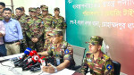 নিউ মার্কেটে সেনাবাহিনীর অভিযানে ১১০০-এর বেশি অস্ত্র উদ্ধার। ছবি: গ্রাফিক্স