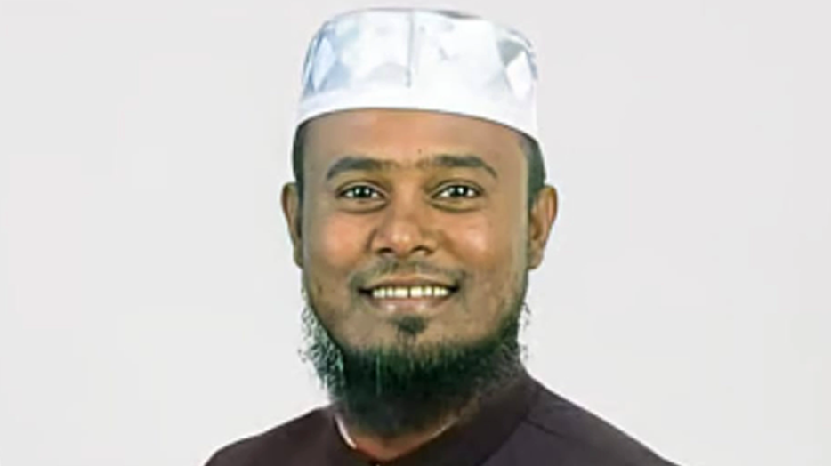 গ্রেপ্তার ইউপি চেয়ারম্যান মো. আলমগীর আলম। ছবি : সংগৃহীত