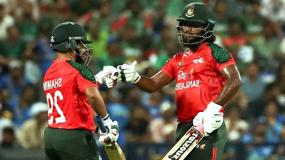 শ্রীলঙ্কার বিপক্ষে হারের পরও এশিয়া কাপে শিরোপা জয়ের স্বপ্ন আঁকড়ে ধরে আছে বাংলাদেশ। ছবি:সংগৃহীত