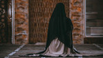বিবাহিত নারী বাবার বাড়িতে মুসাফির না মুকিম?