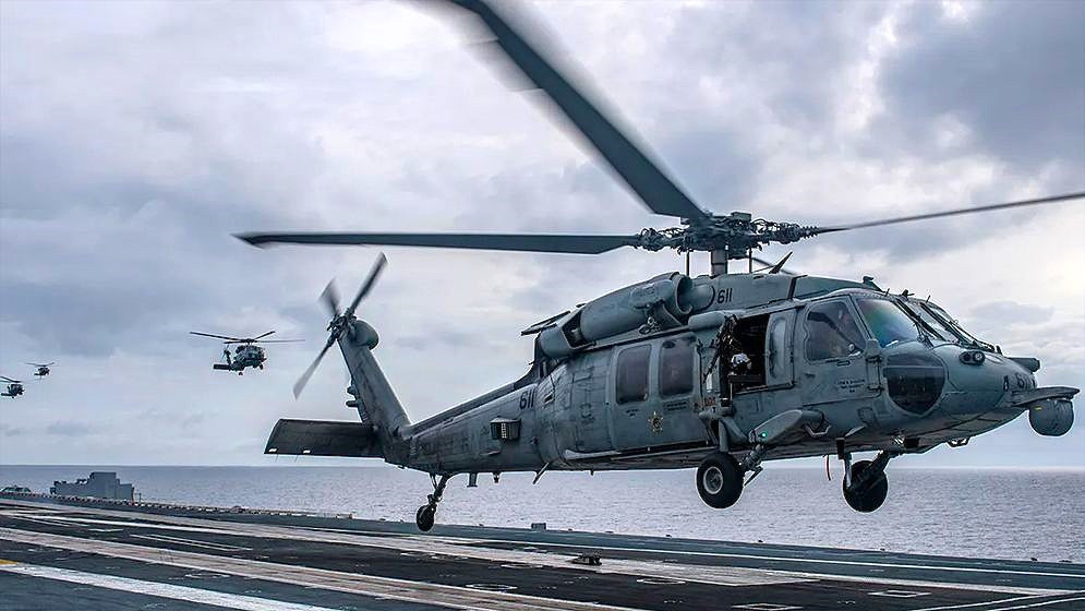 দক্ষিণ চীন সাগরে অবস্থানরত মার্কিন বিমানবাহী রণতরী ইউএসএস নিমিৎজ। ছবি: সংগৃহীত