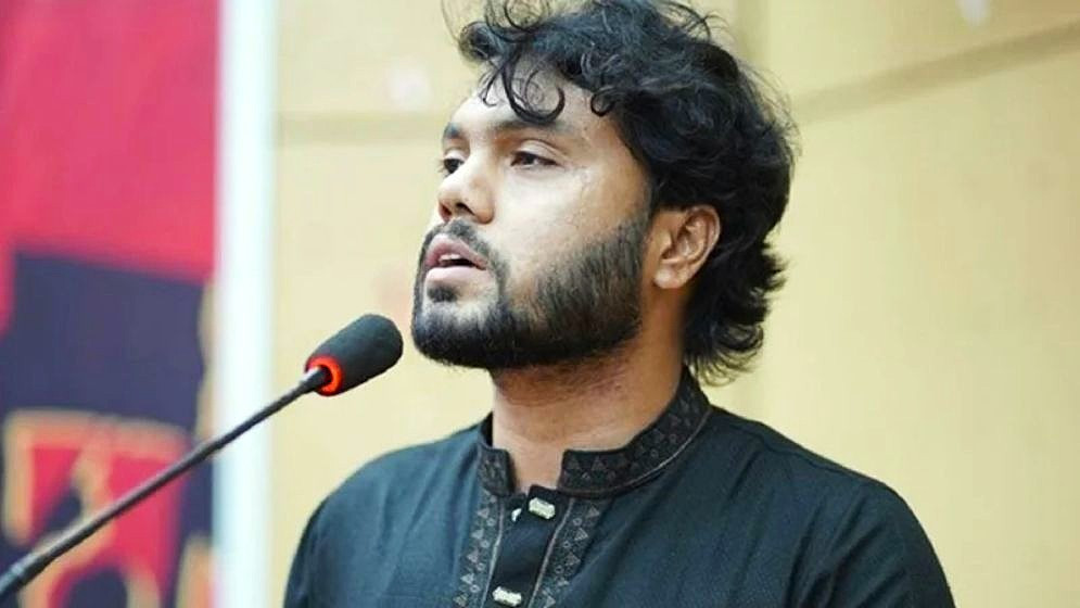 এভারকেয়ার হাসপাতালে চিকিৎসাধীন গুলিবিদ্ধ ইনকিলাব মঞ্চের মুখপাত্র শরিফ ওসমান বিন হাদি। ছবি: সংগৃহীত