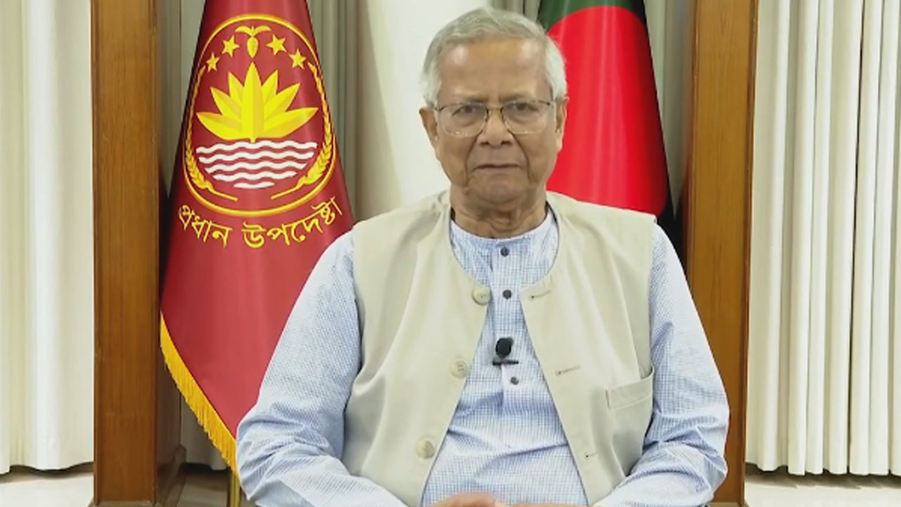 ছবিঃ প্রধান উপদেষ্টার দুঃখ ও শোক প্রকাশ