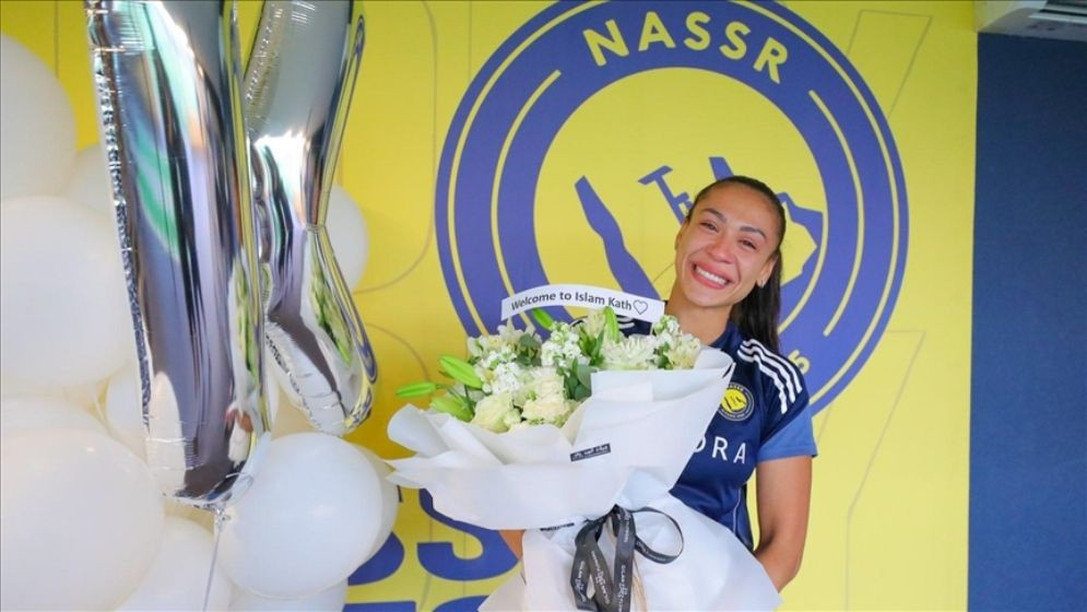 ইসলাম গ্রহণ করলেন ব্রাজিলের ফুটবলার ক্যাথলিন সুজা