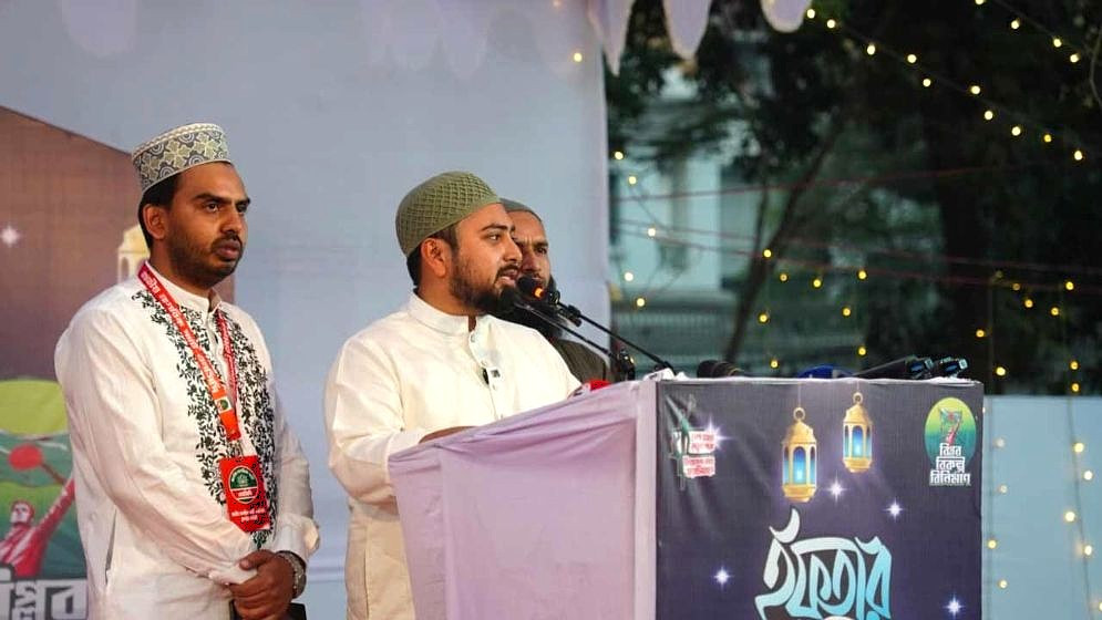 দল বদলেছে, মানুষের ভাগ্য বদলায়নি—নাহিদ ইসলামের মন্তব্য